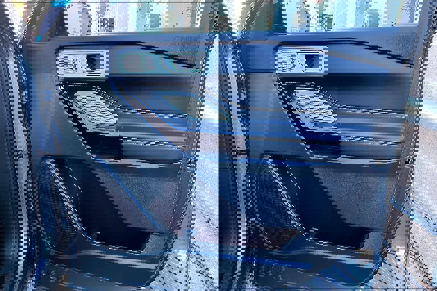 Used 2023 Ford Explorer ST w/ Equipment Group 401A image 22