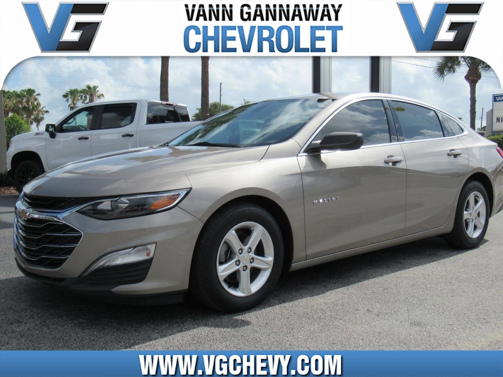 Used 2022 Chevrolet Malibu LS FWD image 1