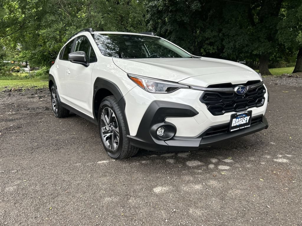 Certified 2025 Subaru Crosstrek 2.5i Premium AWD/4WD image 2
