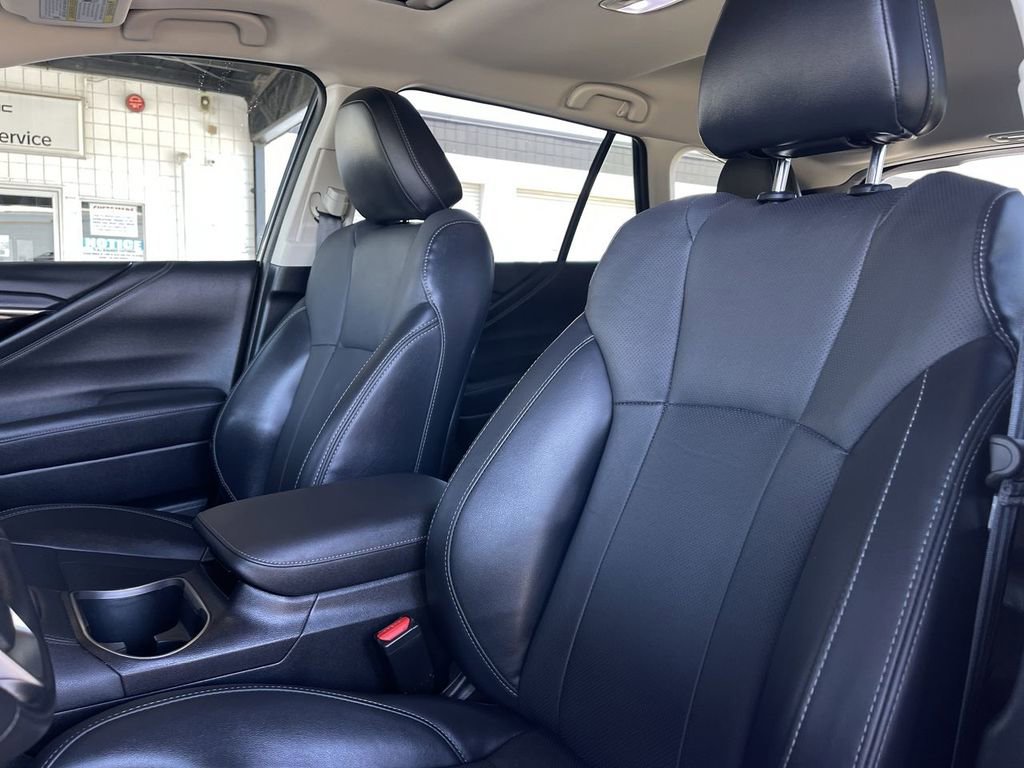 Used 2023 Subaru Outback Limited image 20
