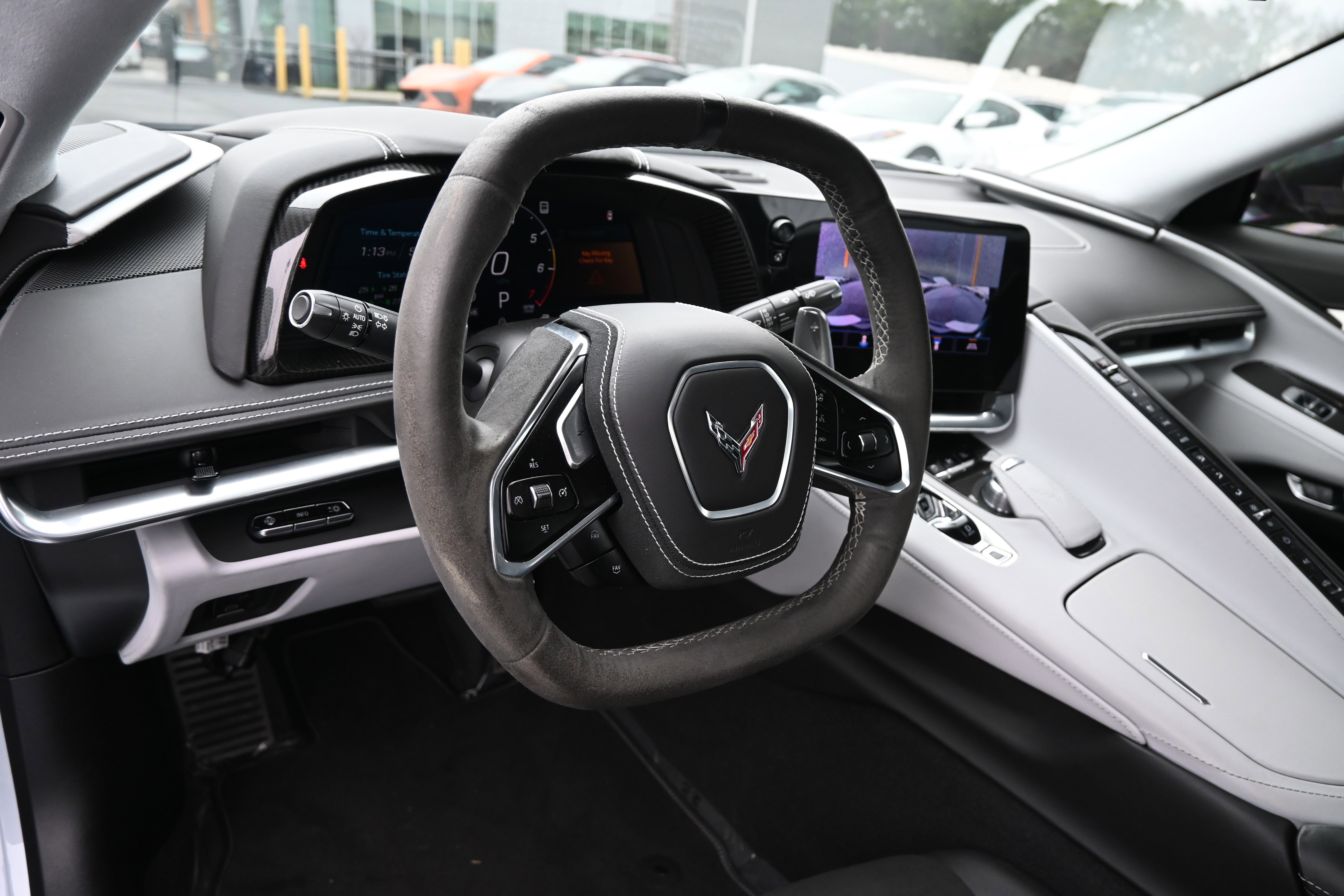 Used 2021 Chevrolet Corvette Stingray Premium Conv w/ Z51 Performance Package image 17