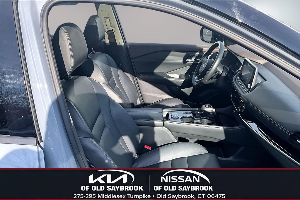 Used 2023 Nissan Rogue SL image 29