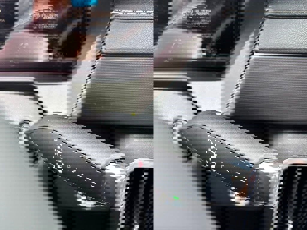 New 2025 GMC Acadia Elevation w/ Elevation Premium Package image 21