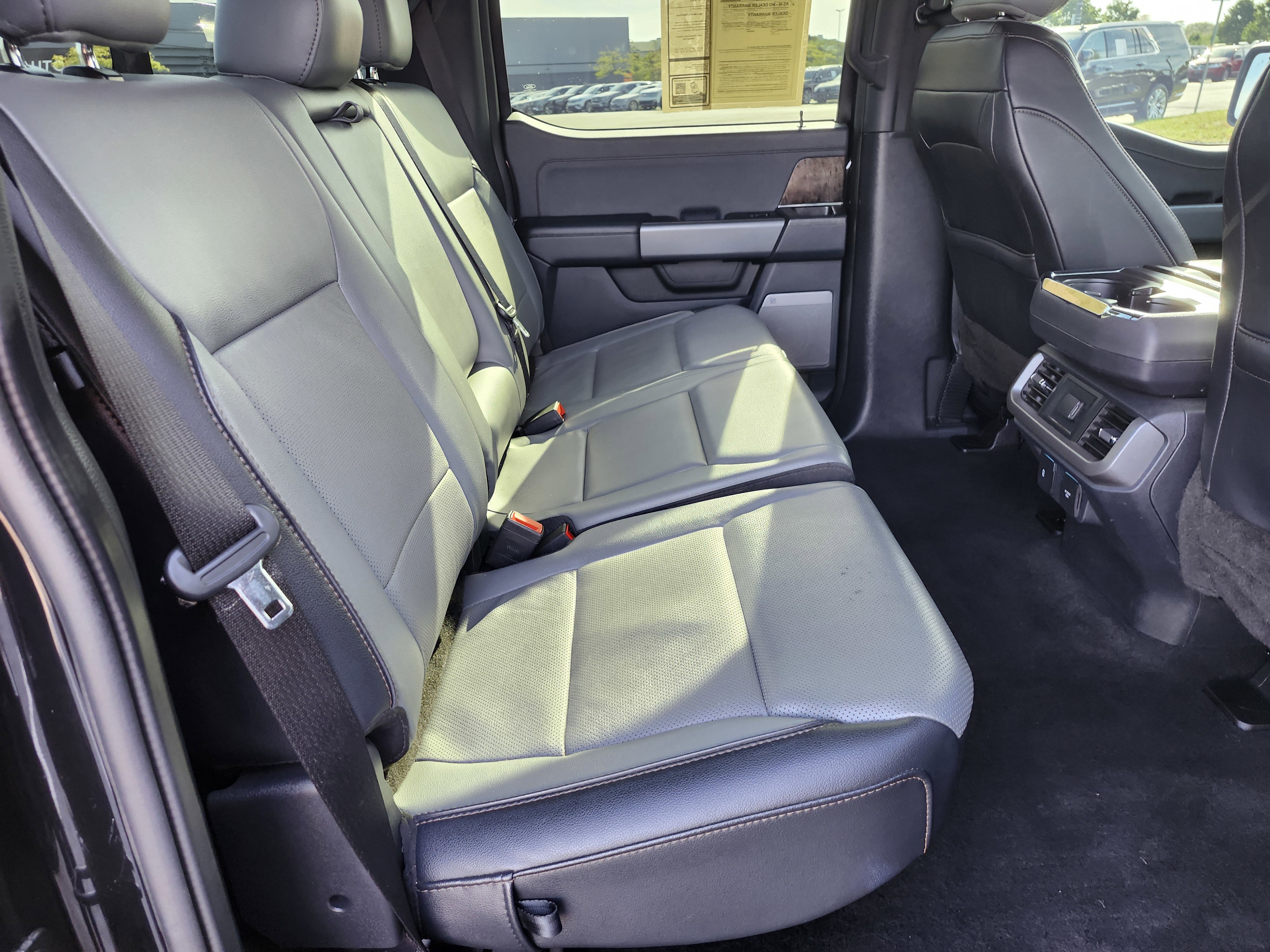 Used 2023 Ford F150 Lightning Lariat image 13