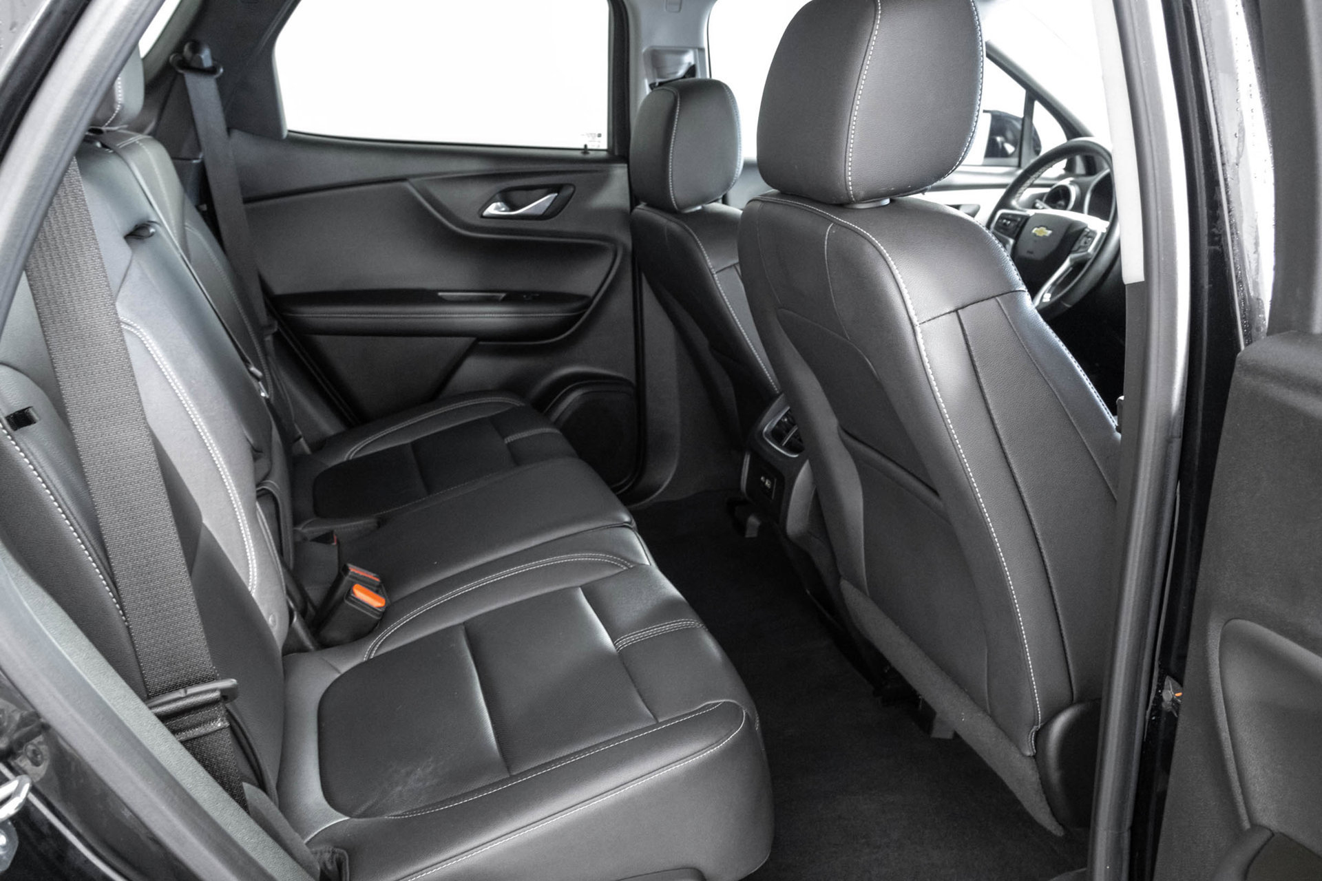 Used 2023 Chevrolet Blazer LT AWD/4WD image 41