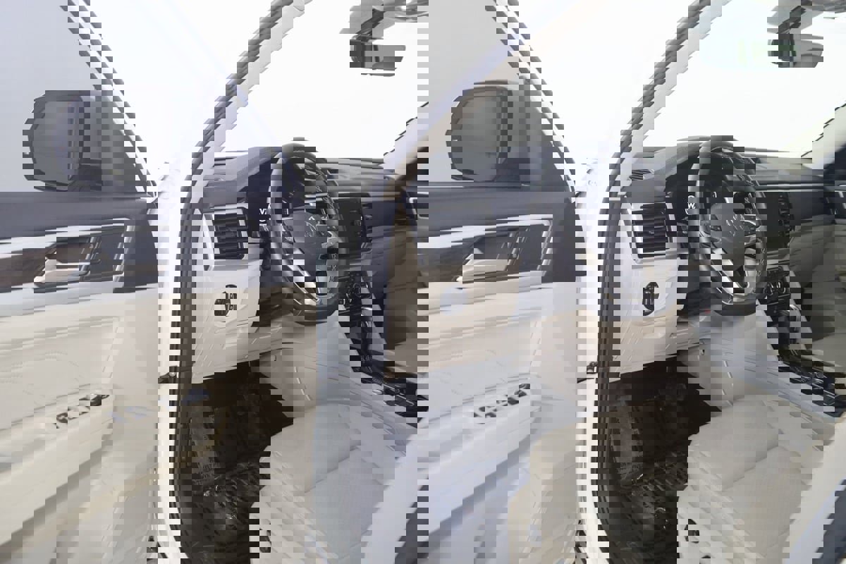 Used 2022 Volkswagen Atlas SE image 46