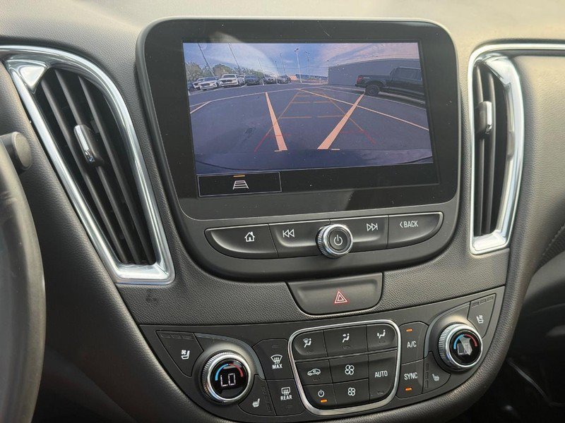 Used 2022 Chevrolet Malibu Premier FWD image 48