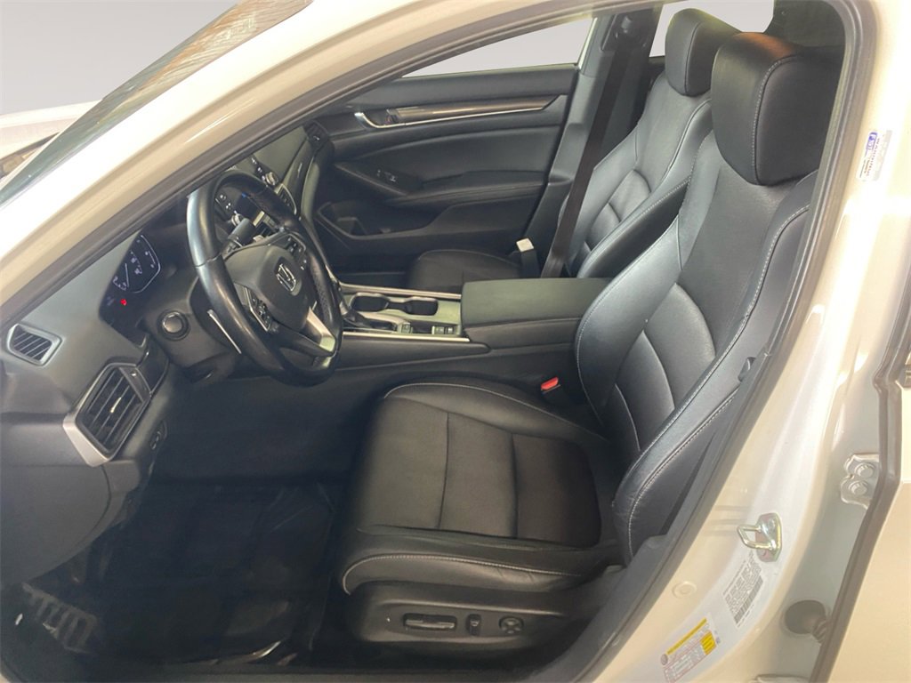 Used 2020 Honda Accord Sport image 9