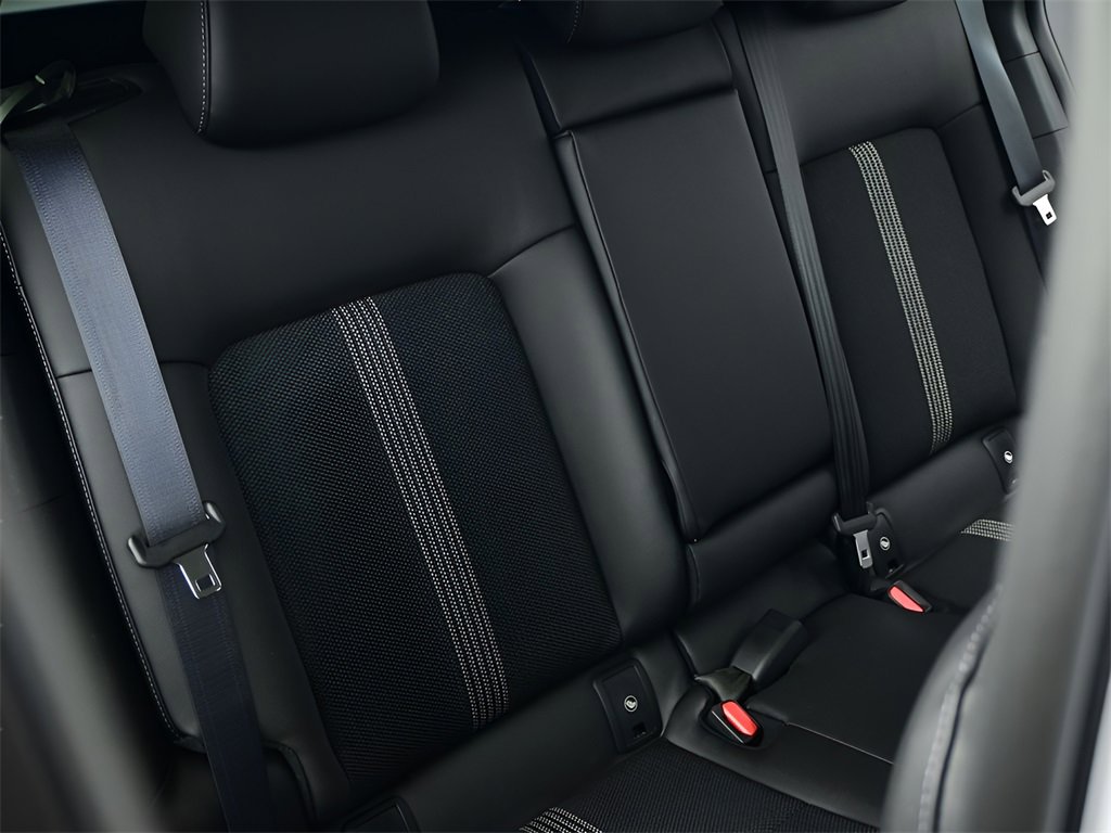 Certified 2025 MAZDA CX-50 2.5 Hybrid w/ Preferred Pkg image 38