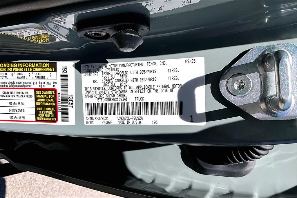 Used 2024 Toyota Tundra SR5 w/ SR5 Premium Package AWD/4WD image 20