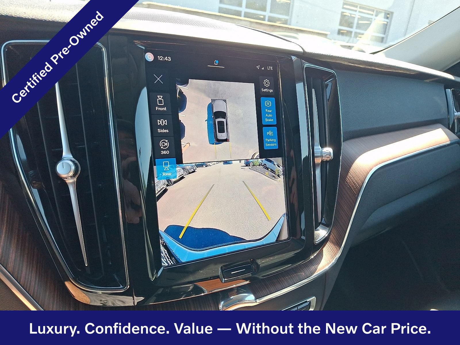 Certified 2024 Volvo XC60 B5 Plus w/ Protection Package Premier AWD/4WD image 19