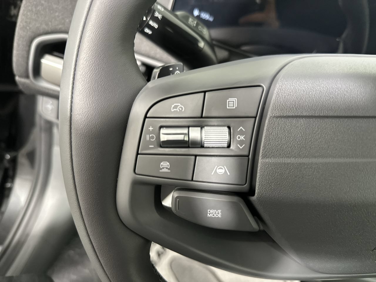 New 2027 Kia EV3 Wind FWD image 6
