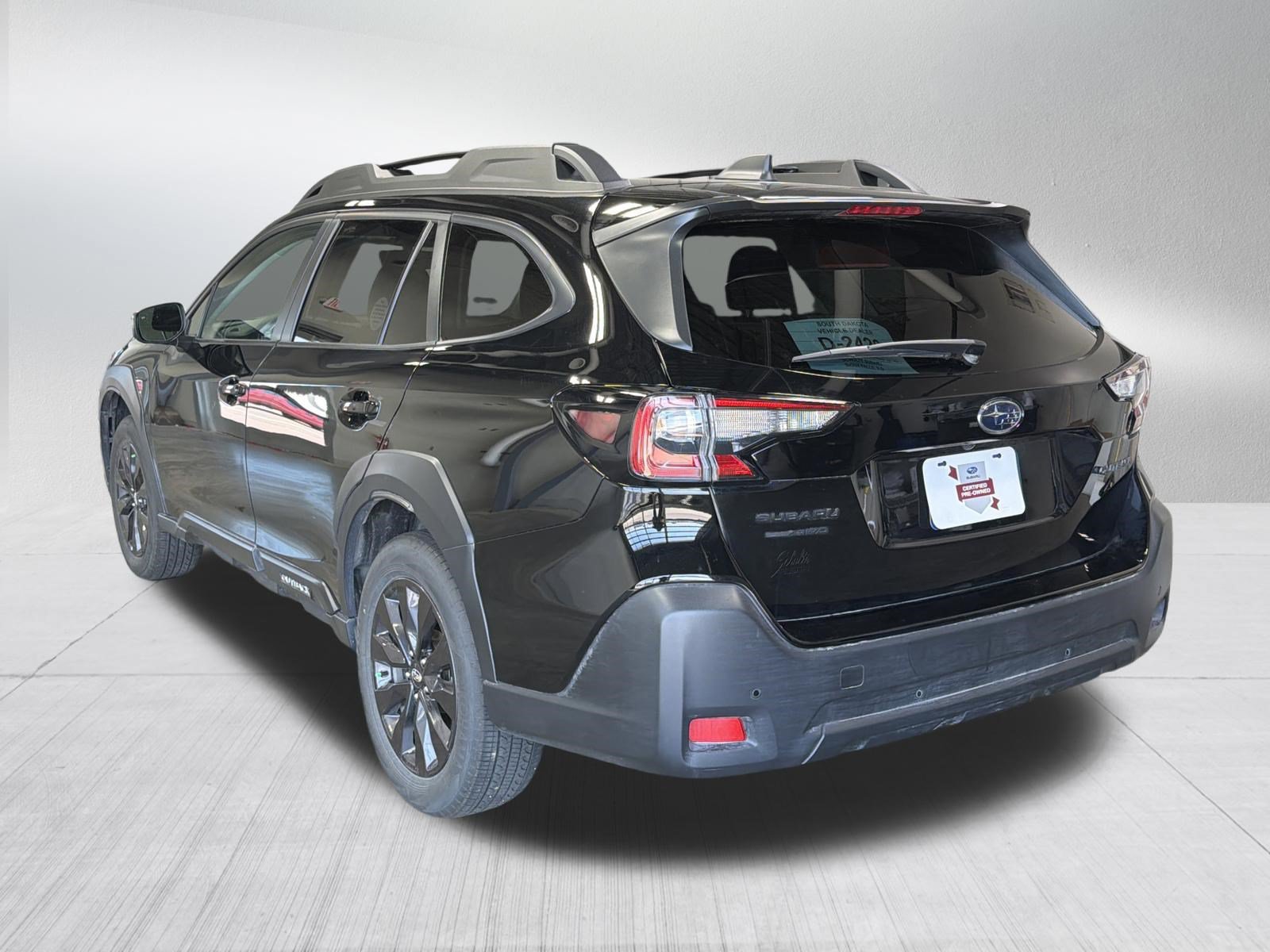 Used 2025 Subaru Outback Onyx Edition AWD/4WD image 5
