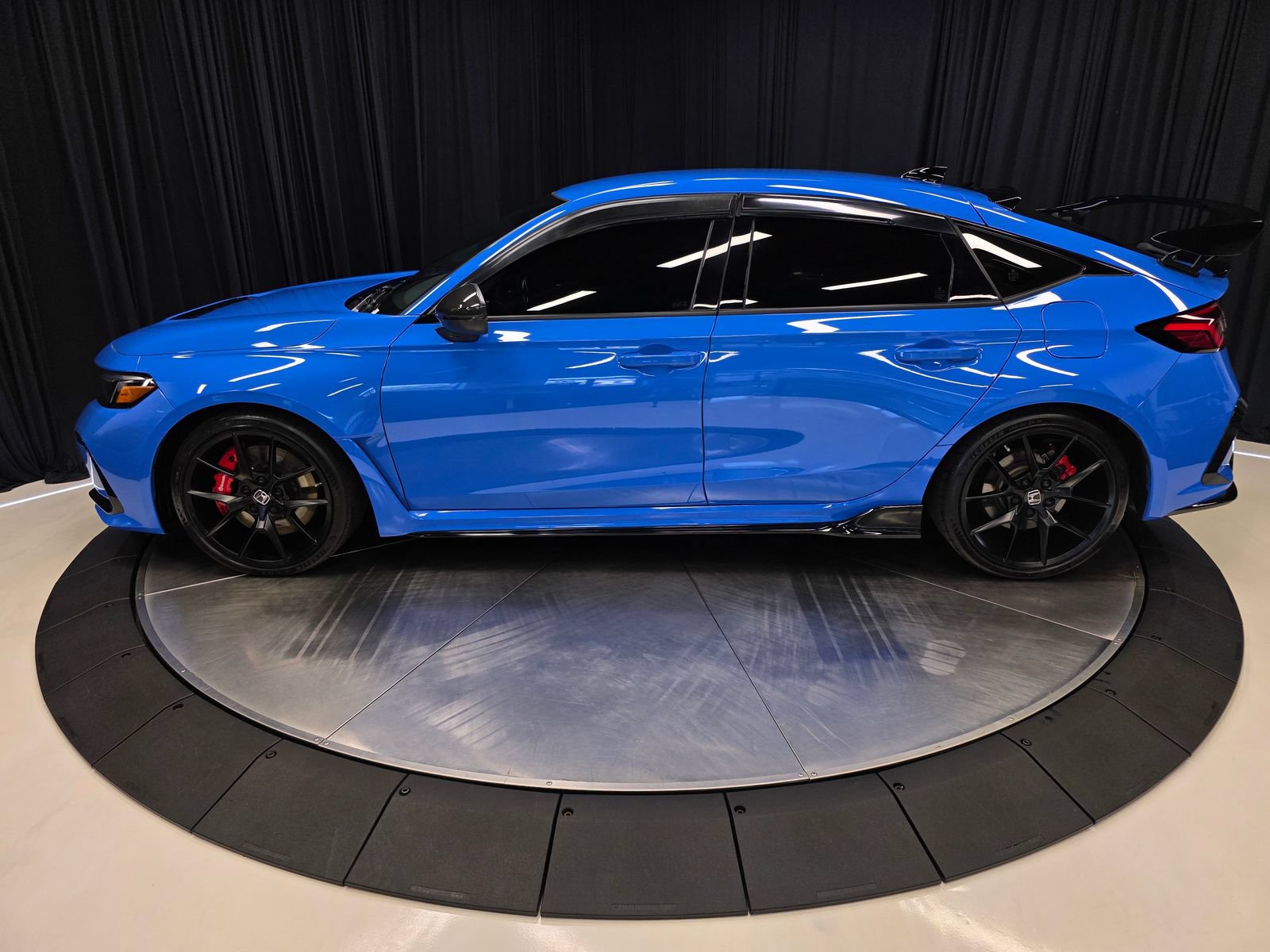Used 2023 Honda Civic Type R image 10