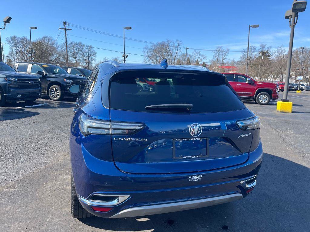 Used 2023 Buick Envision Avenir image 4
