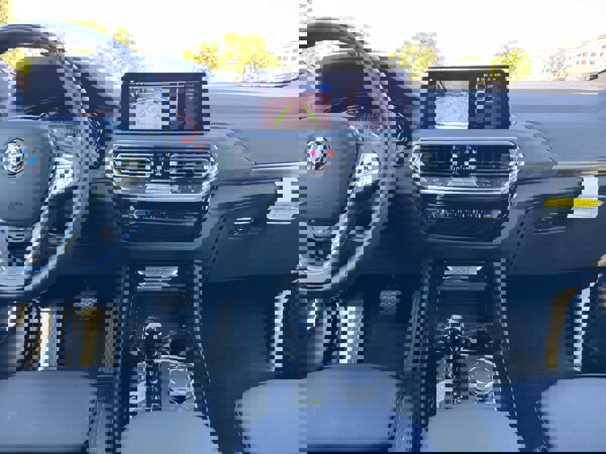 Used 2024 BMW X3 xDrive30i w/ Convenience Package image 16