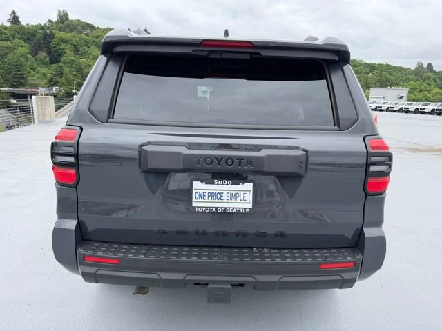 Certified 2025 Toyota 4Runner SR5 AWD/4WD image 7