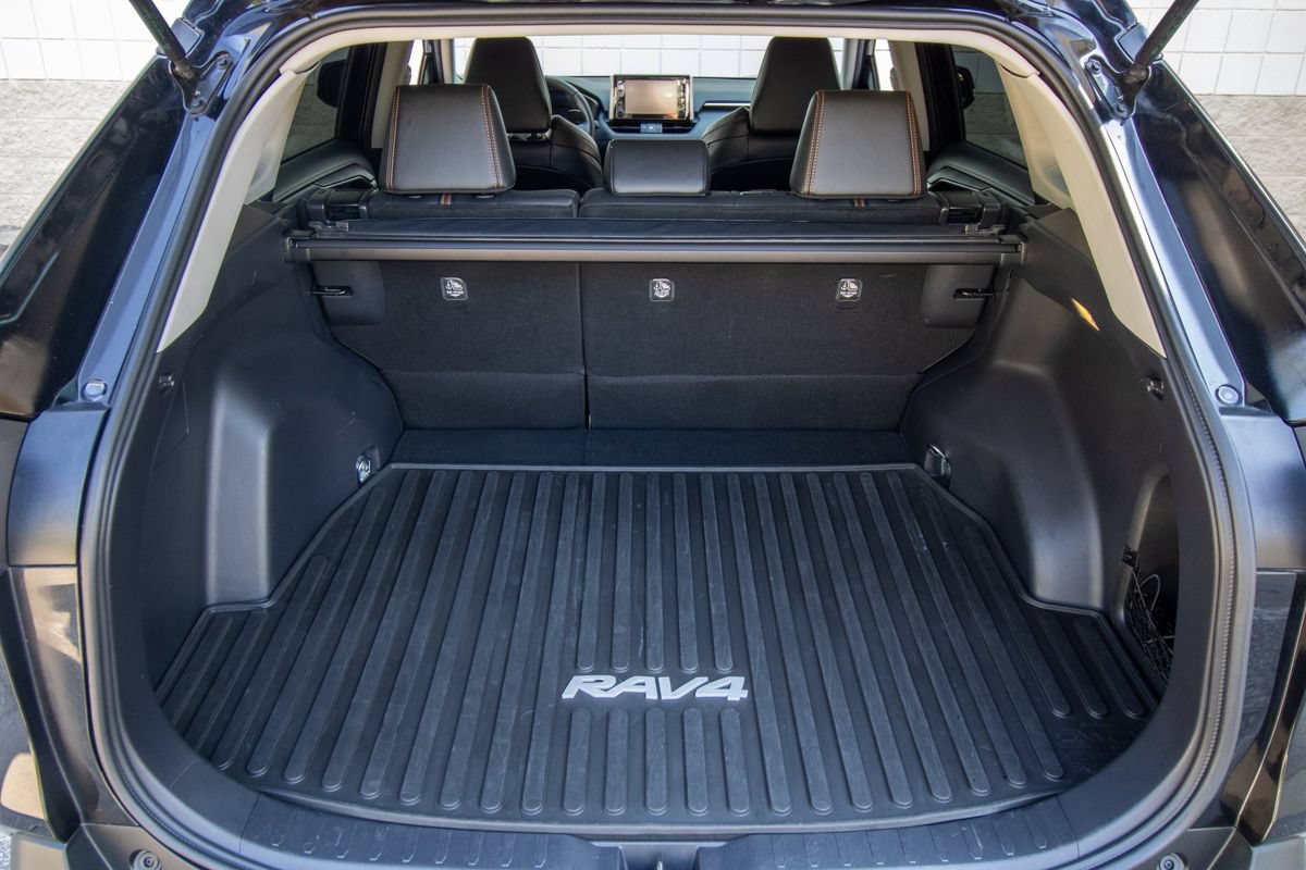 Used 2021 Toyota RAV4 Adventure AWD/4WD image 38