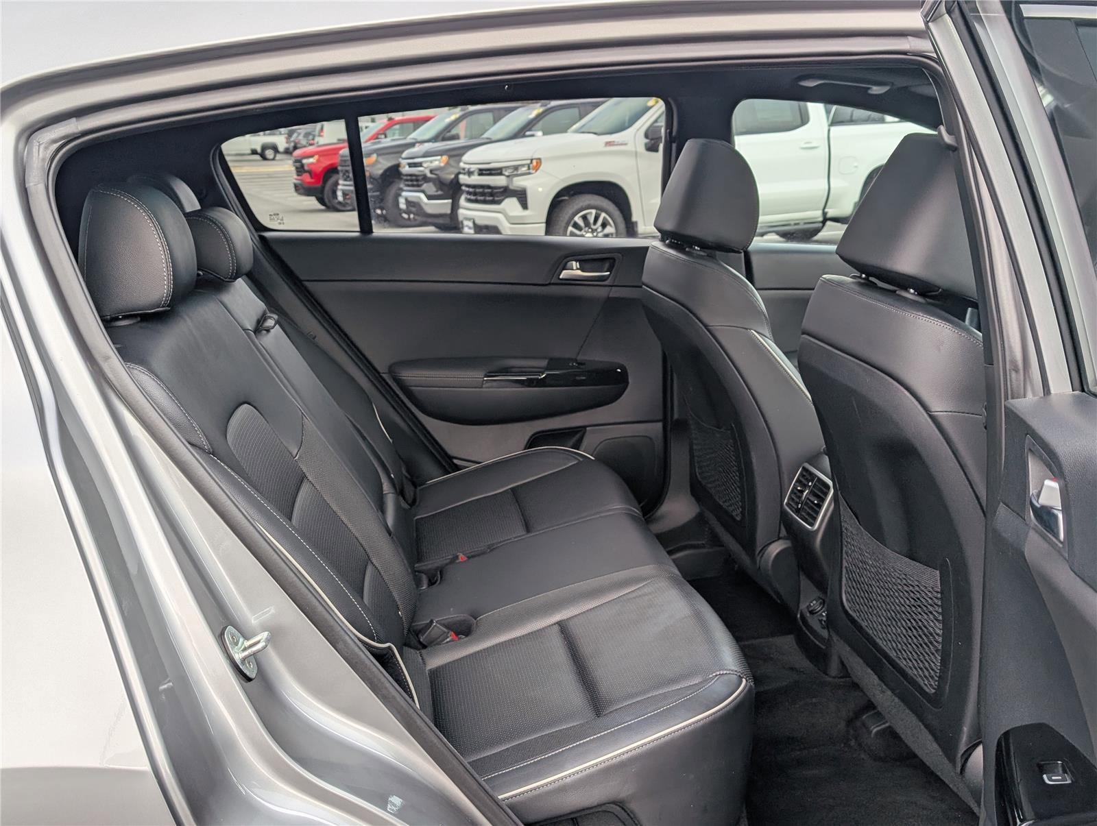 Used 2022 Kia Sportage SX image 12