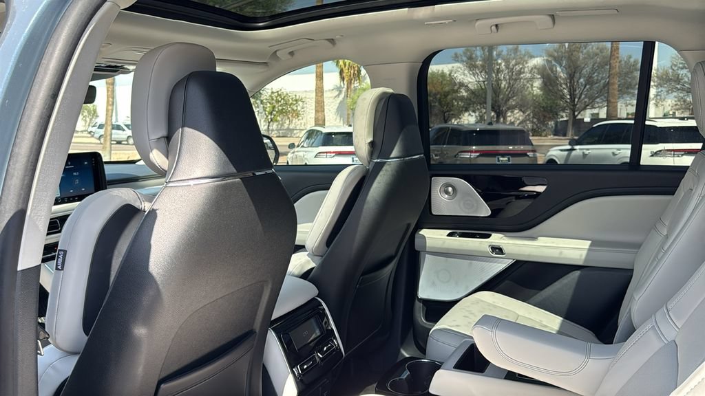 New 2026 Lincoln Aviator Reserve AWD/4WD image 24