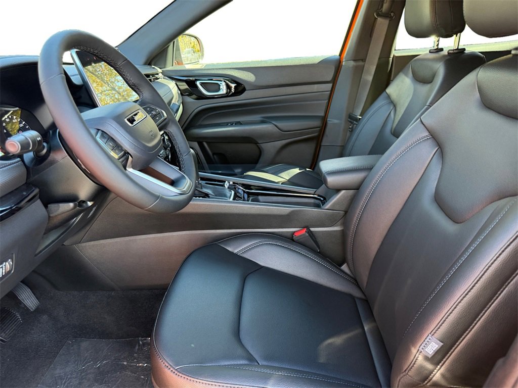 New 2026 Jeep Compass Limited image 9