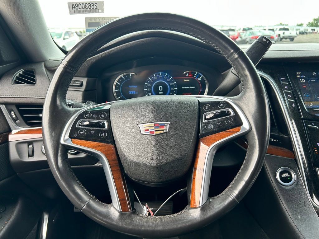 Used 2017 Cadillac Escalade ESV Luxury AWD/4WD image 26