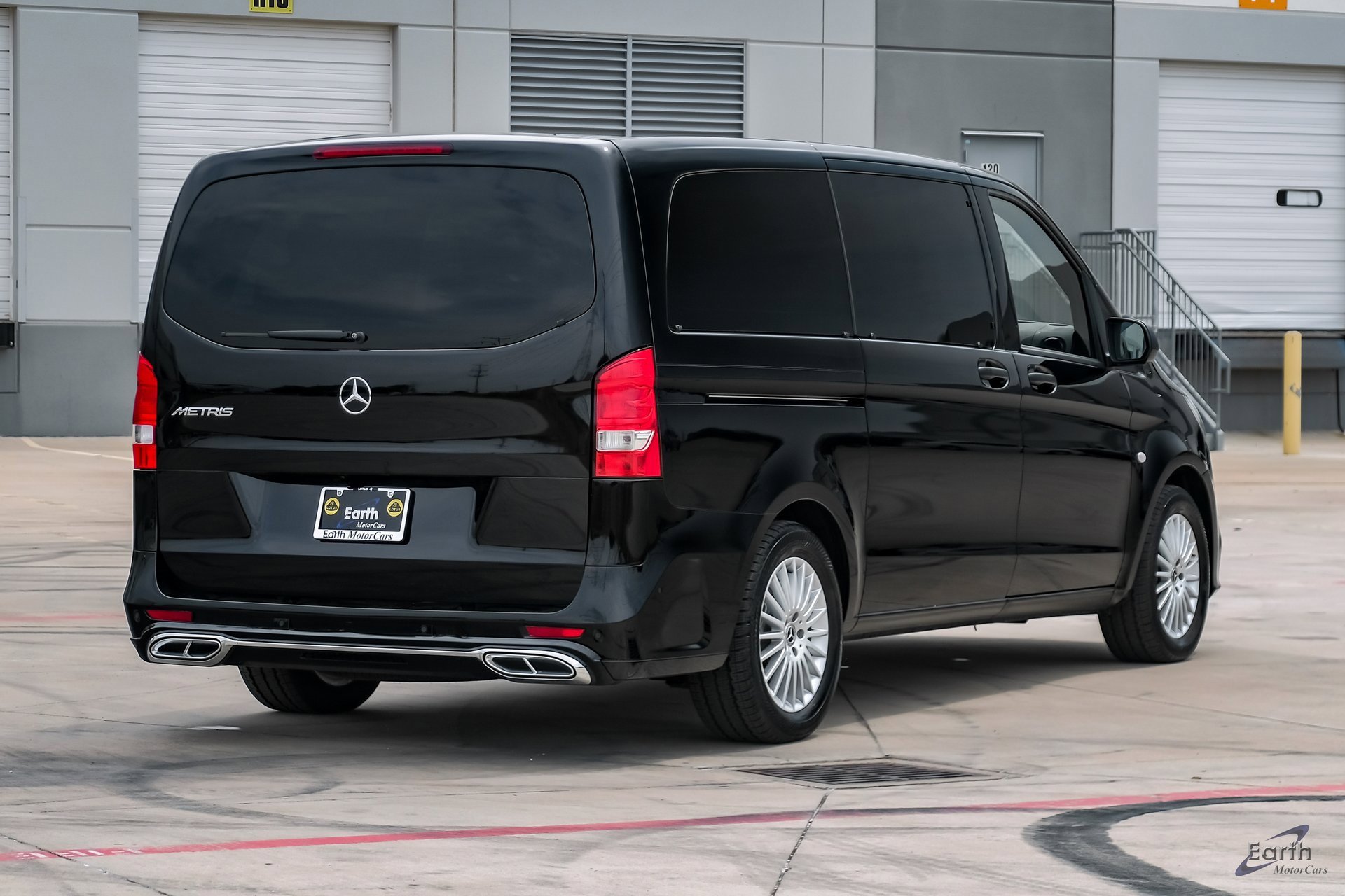 Used 2023 Mercedes-Benz Metris Passenger image 15