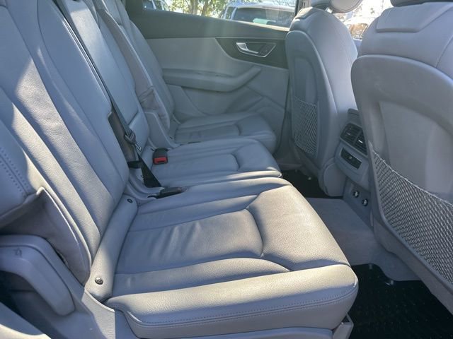 Used 2018 Audi Q7 3.0T Premium Plus image 32
