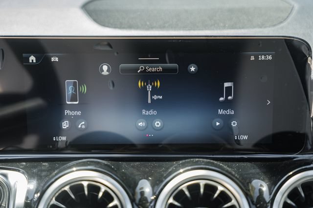 New 2026 Mercedes-Benz GLB 250 4MATIC image 23