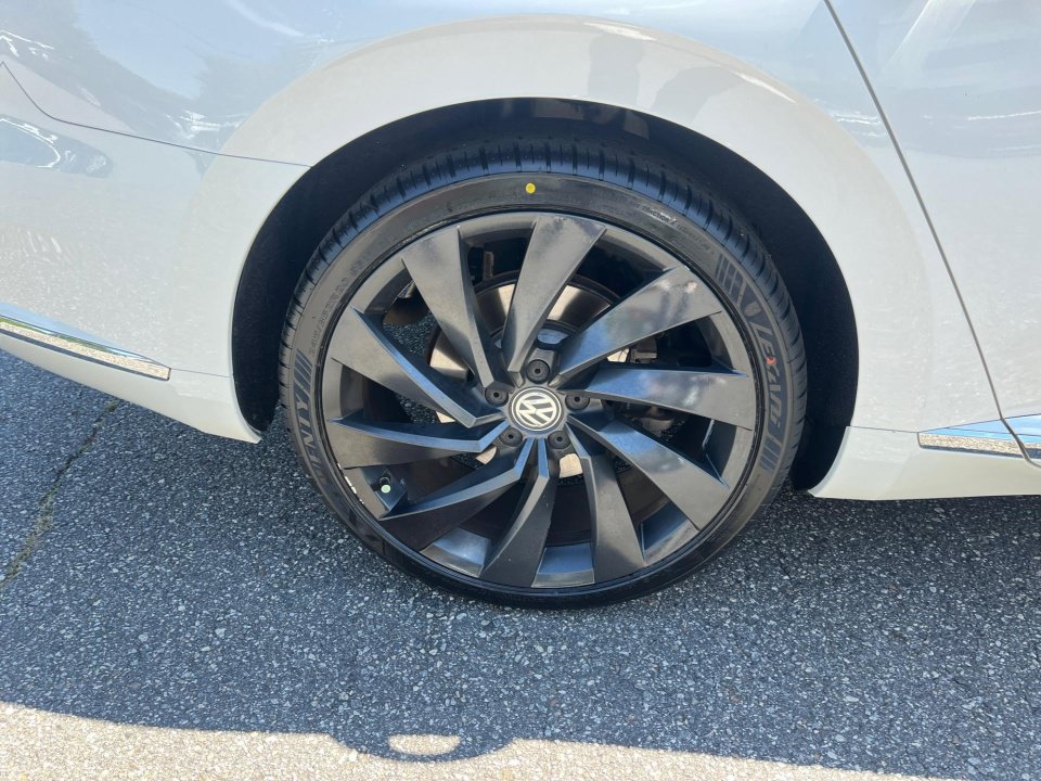 Used 2019 Volkswagen Arteon SEL FWD image 22
