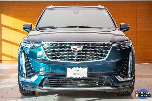 Used 2025 Cadillac XT6 Premium Luxury image 2