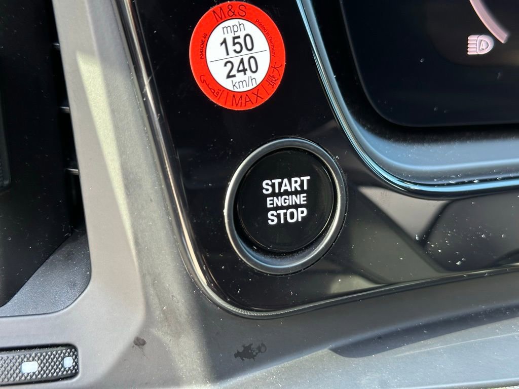 Used 2025 Porsche Cayenne S image 33