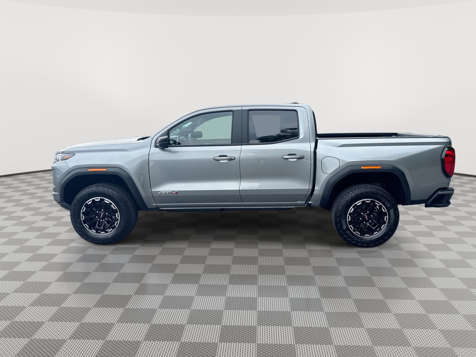New 2026 GMC Canyon AT4 w/ Technology Plus Package AWD/4WD image 5