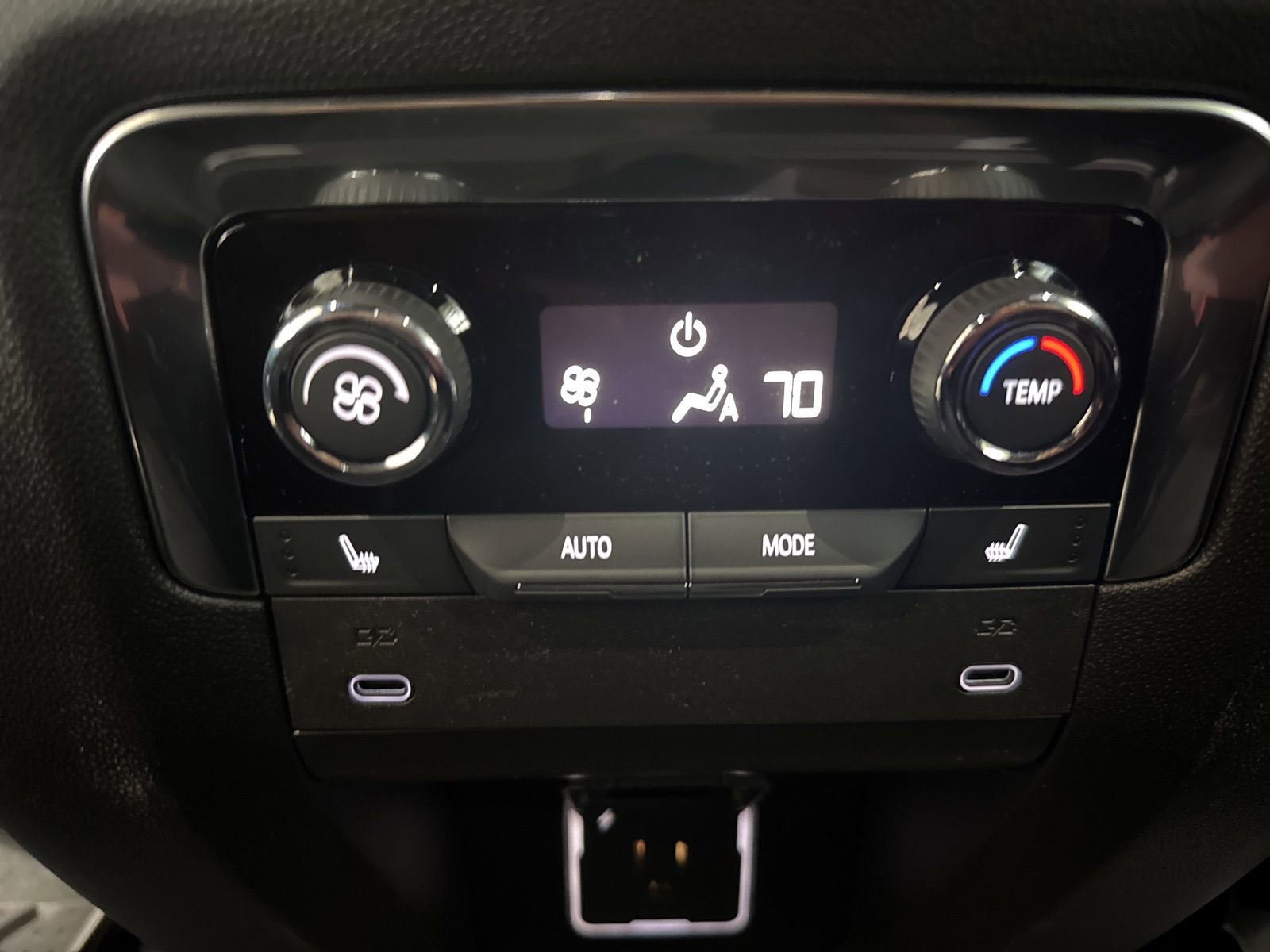 New 2026 Chevrolet Tahoe High Country w/ Sun And Tow Package image 19