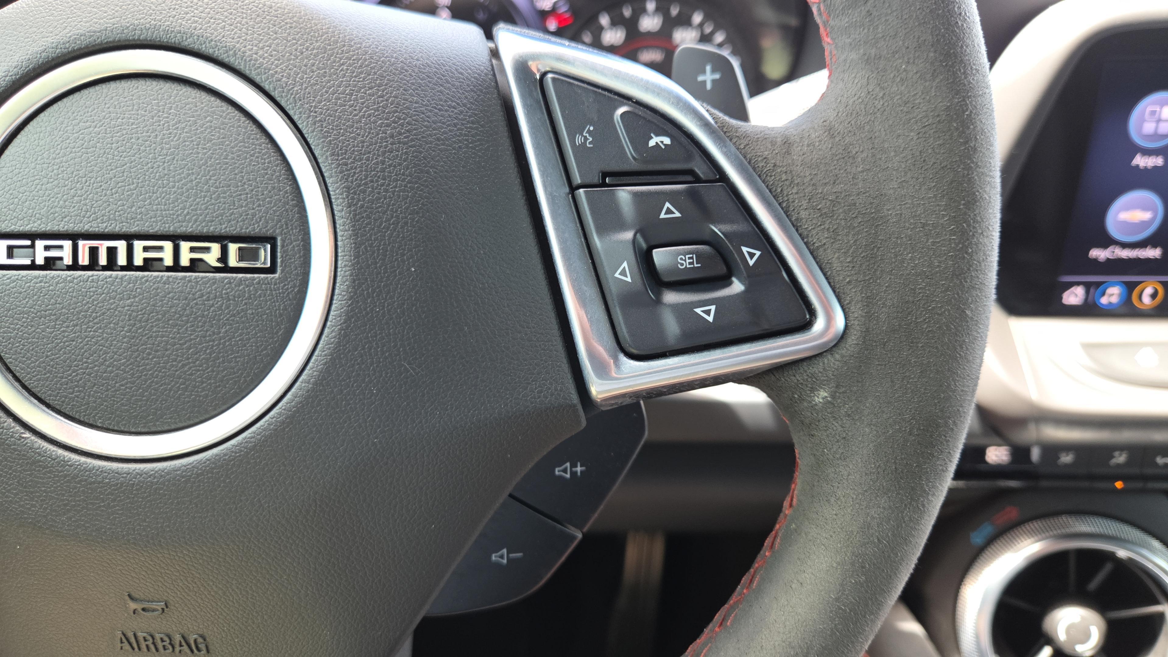 Used 2023 Chevrolet Camaro ZL1 RWD image 32