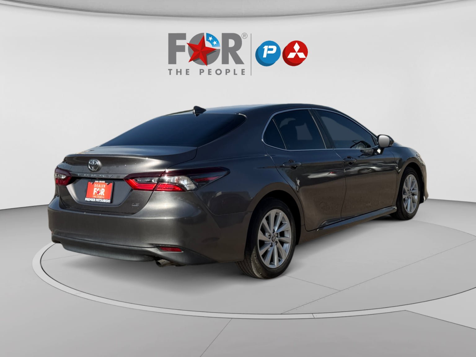 Used 2023 Toyota Camry LE w/ Convenience Package FWD image 5