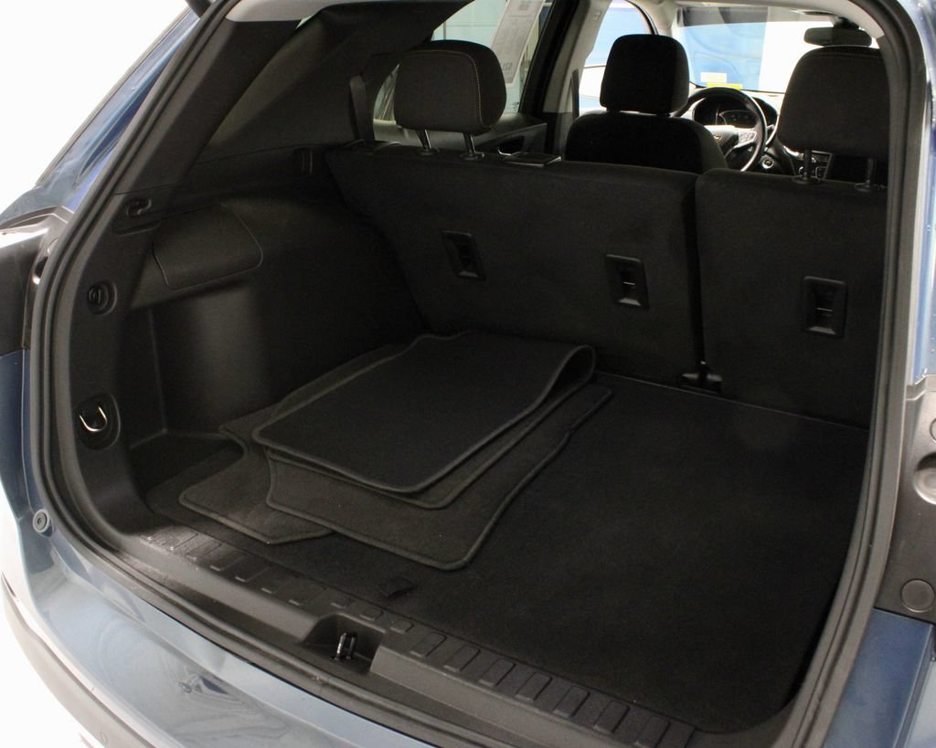 Used 2024 Chevrolet Equinox LT FWD image 14
