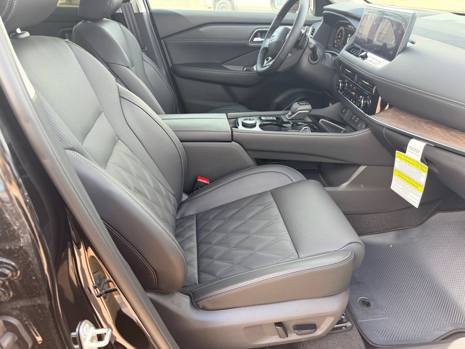New 2026 Nissan Rogue Platinum w/ Platinum Premium Package AWD/4WD image 10
