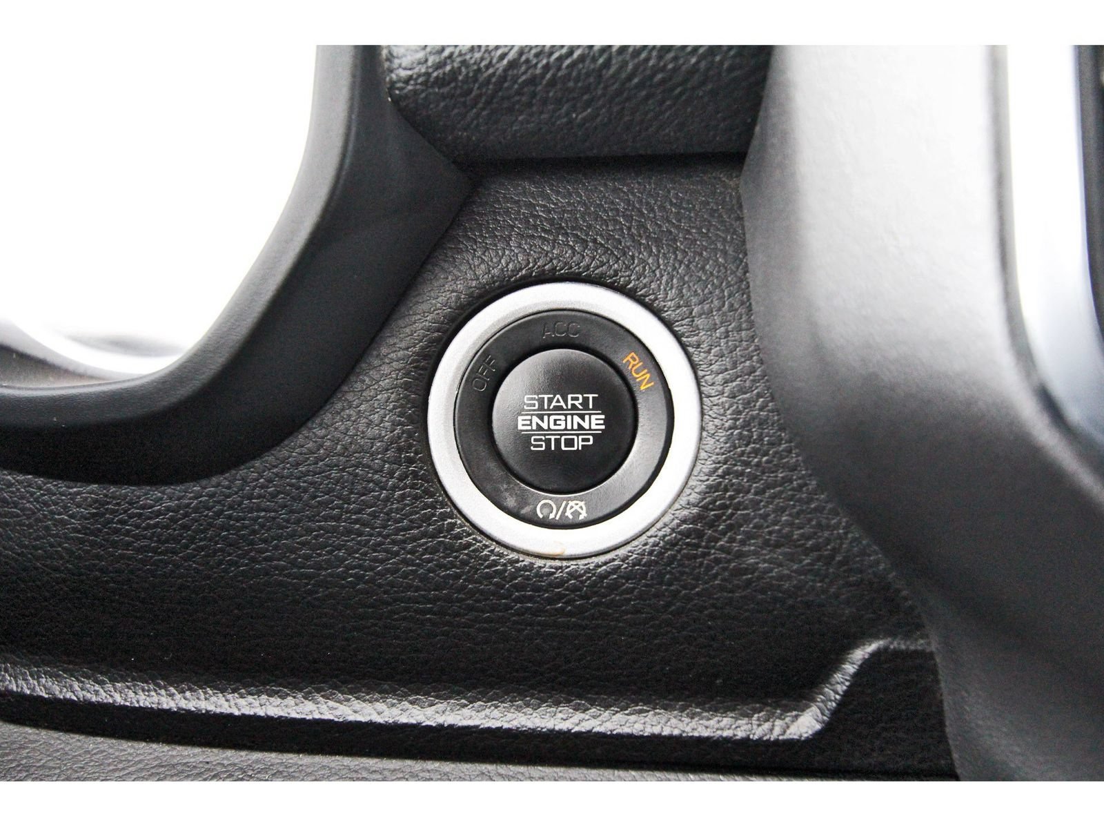Used 2024 RAM 1500 Laramie AWD/4WD image 20