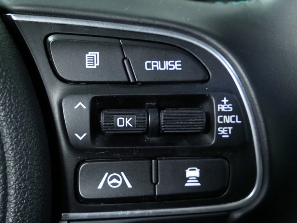 Certified 2022 Kia Niro EX Premium FWD image 29