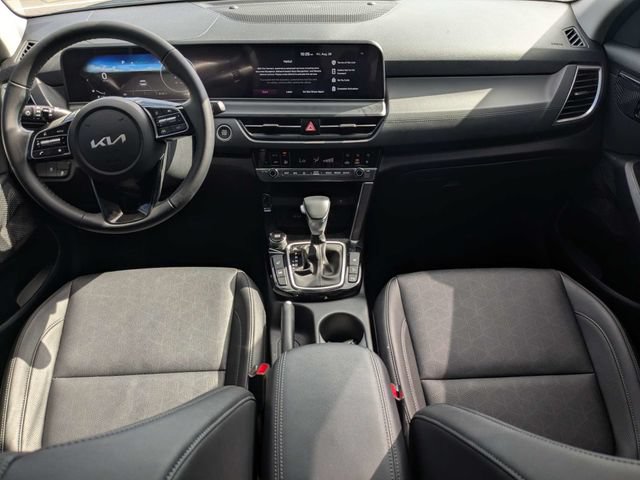 Used 2026 Kia Seltos EX FWD image 15