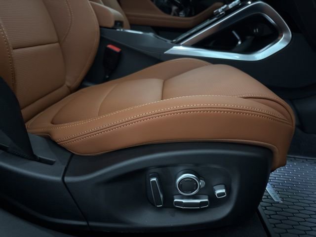 Used 2024 Jaguar I-PACE R-Dynamic HSE image 33