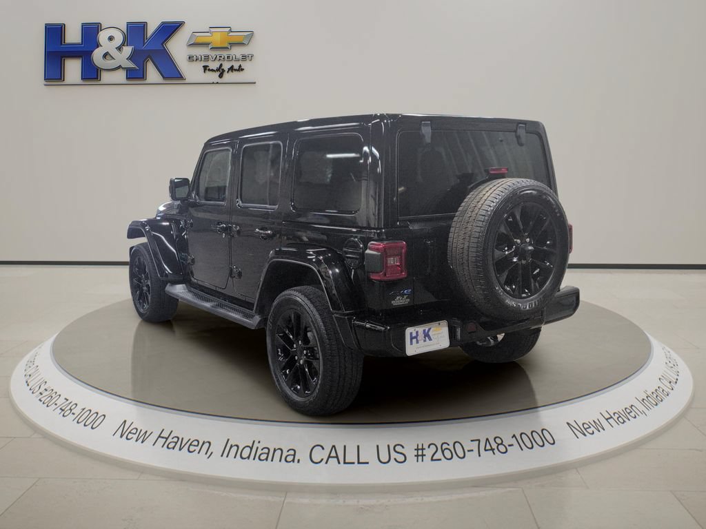 Used 2021 Jeep Wrangler Unlimited Sahara AWD/4WD image 4