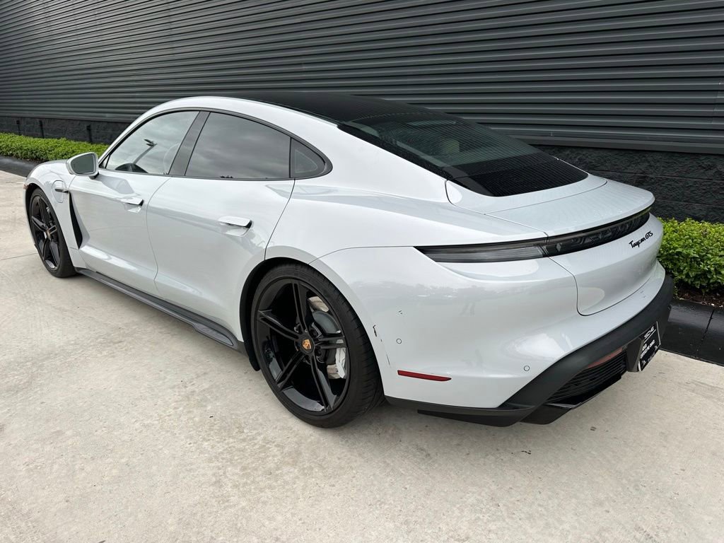 Certified 2022 Porsche Taycan GTS AWD/4WD image 3