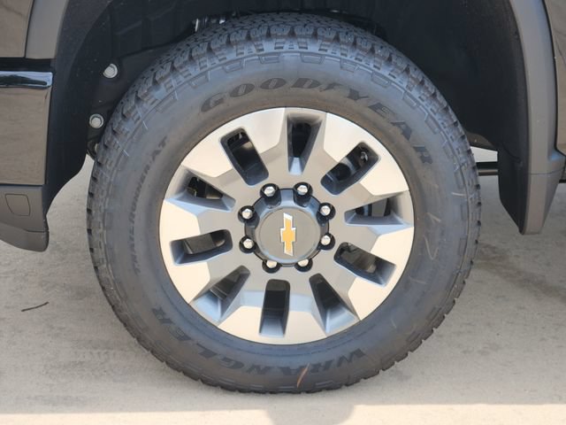 New 2026 Chevrolet Silverado 2500 Custom w/ Custom Value Package AWD/4WD image 18