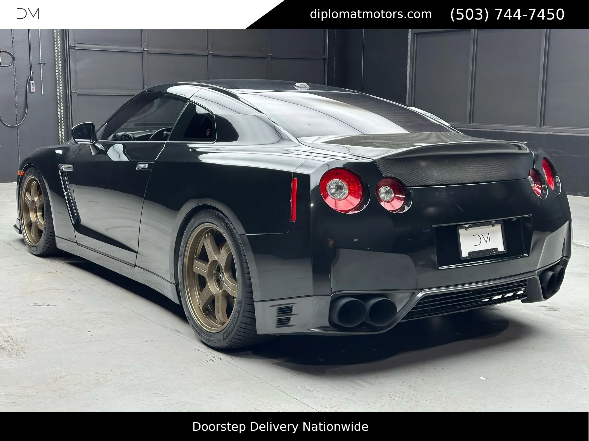 Used 2013 Nissan GT-R Black Edition AWD/4WD image 5