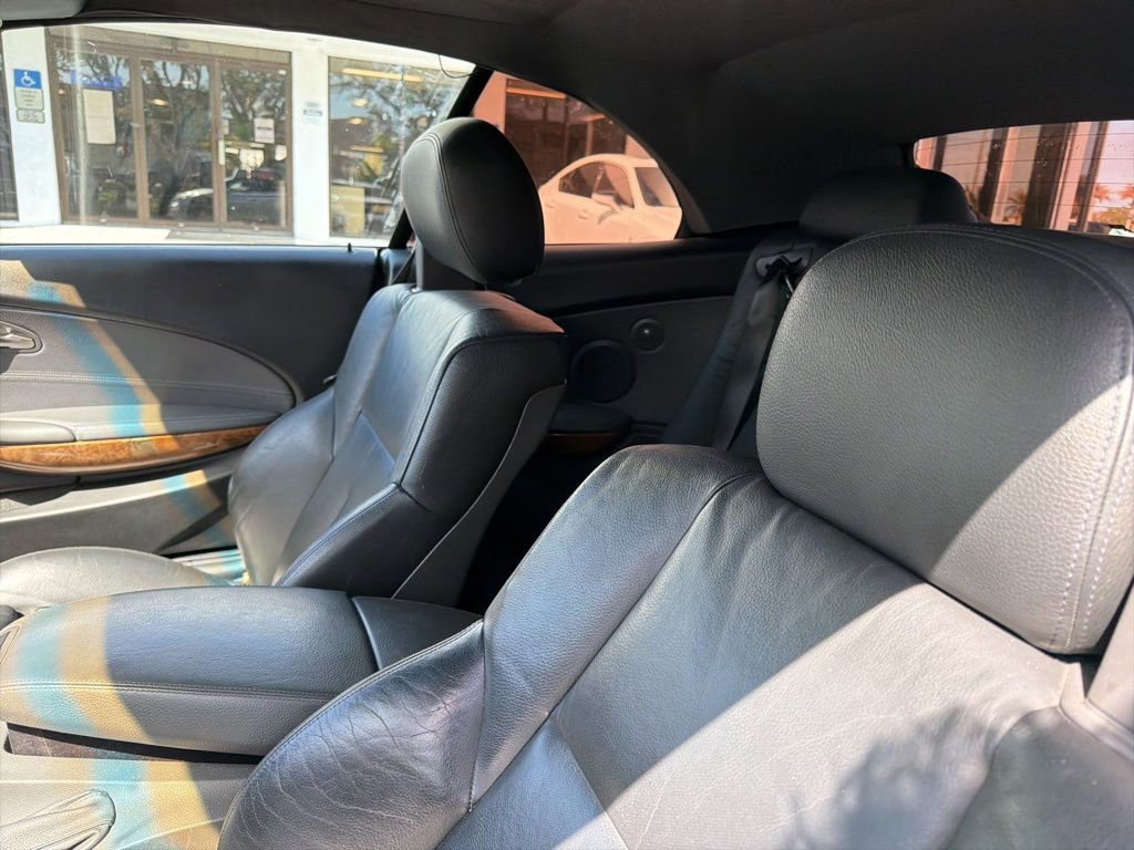 Used 2004 BMW 645Ci Convertible RWD image 10