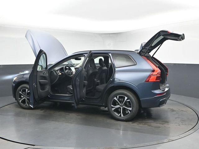 New 2026 Volvo XC60 B5 Core w/ Climate Package image 52