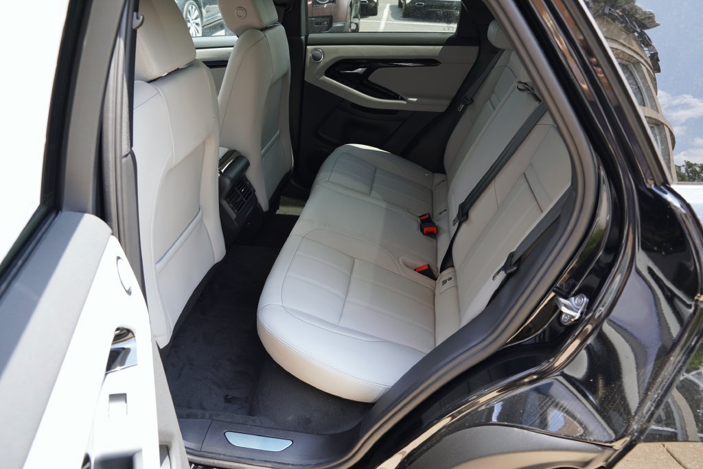 New 2026 Land Rover Range Rover Evoque S AWD/4WD image 31