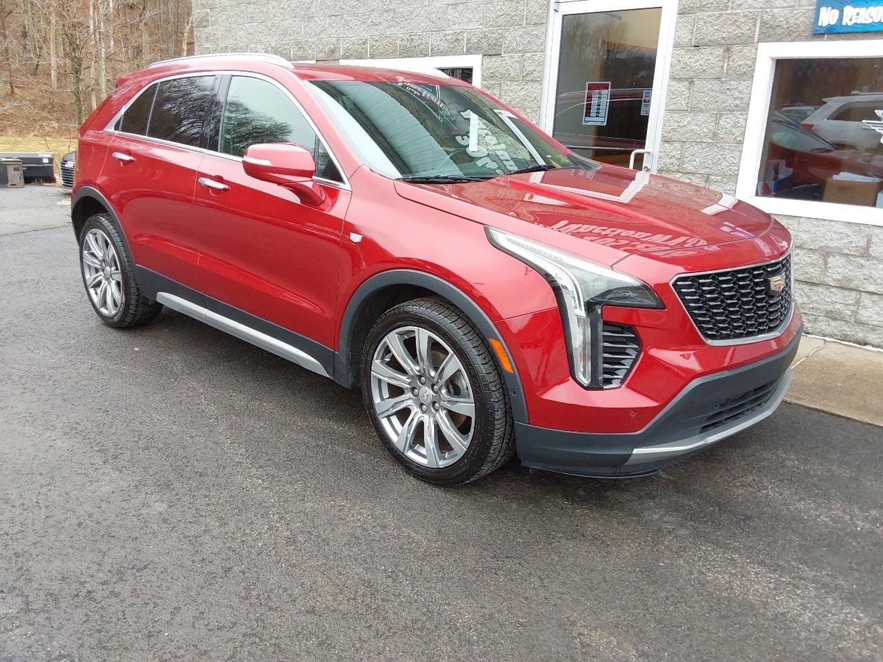 Used 2019 Cadillac XT4 Premium Luxury w/ Enhanced Visibility Package image 2